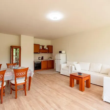 Spacious In Golden Sands * Varna