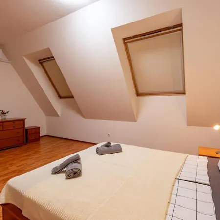 Spacious In Golden Sands Apartament *